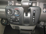 運転もラクラクのオートマチックです。