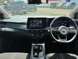 とてもおしゃれな車内インテリアです!