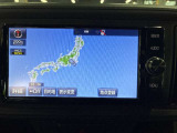 ディスプレイオーディオやカーナビは、現代のドライブにおいて欠かせない装備のひとつです。初めての場所でも迷いにくく、快適なルート案内で運転をサポートします。移動中のエンターテインメント性も高まります。