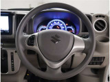ハンドルから手を放さずに操作出来ますので、安全運転にもつながりますね