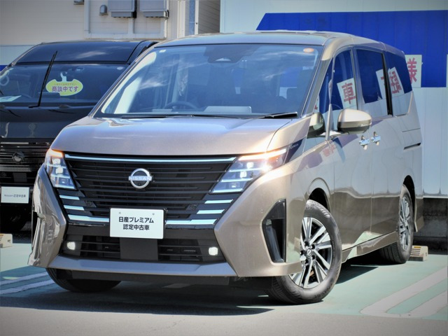 セレナ 1.4 e-POWER ハイウェイスターV 