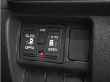 ◆両側電動スライドドア◆狭い駐車場でも乗り降りが楽々♪お子様が隣の車にドアを当ててしまう心配もございません!小さなお子様連れの方もこれで安心。
