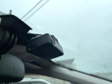 【ドライブレコーダー】ドライブレコーダー装備!走行中はもちろん、あおり運転や事故に遭遇した際、映像で記録し、万一のリスクに備えます。※記録用SDカードはお客様ご自身でご準備いただく必要があります。