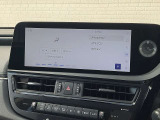 ■前席左右独立調整機能付きオートエアコン/各々の席で温度調整ができますので、各自に合った温度を設定できます!