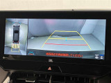 いまや必須装備「ナビゲーション」搭載!知らない場所にスイスイッとドライブ。もう、これなしではハンドルを握れませんね!でも運転中の操作は危険ですのでご注意ですね☆