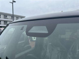 こちらの車両には衝突防止装置が付いております♪