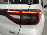 LEDテールライトです。省電力、高輝度のLEDは明るく照らすので夜間運転時の視認性を高めます。スタイリッシュな見た目で細かいところもこだわりたいあなたに!