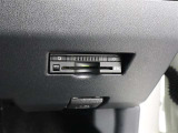 【ETC車載器】高速道路の料金所も後払いスイスイ通過!ノンストップで快適なドライブを!渋滞も起きにくいですね!