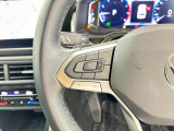 Travel Assist。設定した速度を上限に自動で加減速し、一定の車間距離,およ走行レーンを保つことでロングドライブの疲労を軽減します。