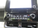 オートエアコン機能で、車内を自動的に、設定した温度に保ってくれます。