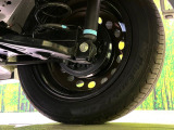 お車を安心してお乗りいただく為には、足回りの定期点検が欠かせません。サービスサポート(有償保証)では無料点検もご提供しており、安心のカーライフをお過ごしいただけるサポート体制が整っています。