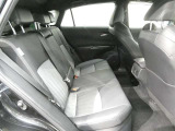 ゆとりある広々とした車内空間は、ドライブを始め買い物やレジャーなど、幅広く活躍します。一人でもみんなとでもお出かけを楽しみましょう!