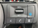プロパイロットスイッチ。同一車線でのハンドルとアクセルのアシストが可能 長距離ドライブ時に同乗者との会話が弾みます。
