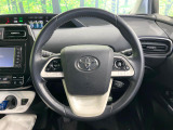 【純正革巻きステアリング】上質な革を使用することで、手にしっかり馴染みとても運転しやすいハンドルです♪