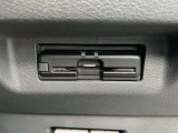 ETCは、高速道路料金所の渋滞を避け、時間と手間を省くことができます。また、料金の支払いや精算の手間が省け、便利で快適なドライブをサポートします