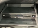 CD・DVDデッキがついております。