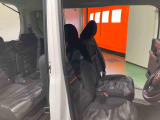 弊社営業時間は朝10:00から夕方18:00まで、毎週火曜日が定休日となっています。