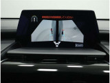 パノラミックビューモニター装備!サイドビュー・車両に取り付けたフロント、サイド、バックカメラの映像を合成して画面上に表示させることで、低速時の運転を補助する装置です。