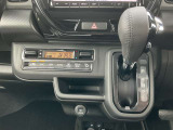 オートエアコン付きで車内も快適!