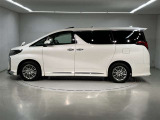 アルファード ハイブリッド 2.5 S タイプゴールドIII E-Four 4WD 