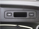 ◆予約クローズ機能付きパワーテールゲート◆キーや運転席のボタン、ハンズフリー機能など多彩なアクセスで自動開閉できます。