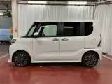 【スマートアシスト搭載車】 衝突回避支援ブレーキ機能(対車両・歩行者)、衝突警報機能(対車両・対歩行者)、誤発信抑制制御機能などの機能で安全な運転をサポートします。
