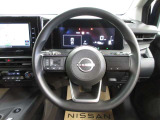 運転が楽しくなる明るく開放的な運転席まわりです。