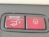●電動リアゲート:ワンタッチでリアゲートの開閉ができ、両手が塞がっている状態でも簡単に開閉ができる便利機能です。