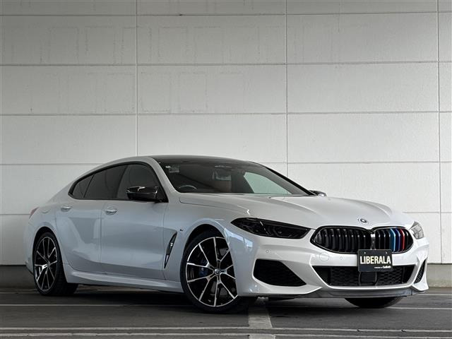 8シリーズグランクーペ 840i 4WD 本革シート