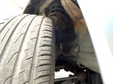 お車を安心してお乗りいただく為には、足回りの定期点検が欠かせません。サービスサポート(有償保証)では無料点検もご提供しており、安心のカーライフをお過ごしいただけるサポート体制が整っています。