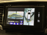 全方位モニターがついています! 車の周囲を360&deg;安全確認できるので、普段の駐車はもちろんの事、縦列駐車や幅寄せの際にも活躍してくれますよ。