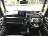 N-BOXカスタム L ターボ スタイルプラス ブラック 4WD 