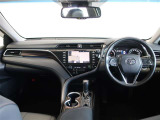 運転席は見晴らしが良く、運転しやすいレイアウトになっています。