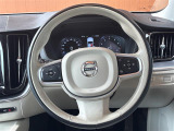 XC60 B5 AWD モメンタム 4WD 4WD 本革シート