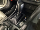全てのトランスミッションのメリットを兼ね備えた理想的なAT、それがSKYACTIV-DRIVE(スカイアクティブドライブ)です。「滑らかな変速」「ダイレクト感あふれるシフトフィール」そして「低燃費」です!