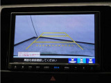 バックカメラ搭載です!車庫入れが苦手な人はもちろん、車両感覚に自信がある人にもお勧めです!見えない箇所が見えるようになるので、低い障害物や隠れてしまっている子供の存在等にも気付く事が出来ます。
