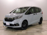 ホンダカーズ東京中央志村東店へようこそ。当社下取りのお墨付き車両。人気車両で充実装備の一台。おススメです。どうぞご覧ください。