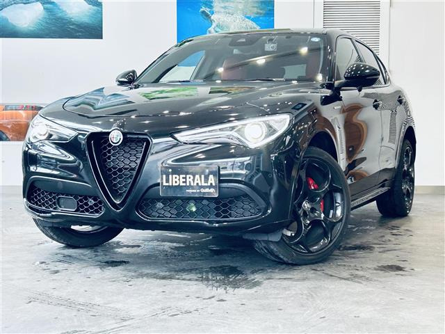 ステルヴィオ 2.0 ターボ Q4 ヴェローチェ 4WD 4WD 本革シート