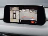 360&deg;ビューモニターを搭載しています。コーナーセンサーと合せてお使いいただくことで、安全、安心にお車の取り回しを行っていただけます。