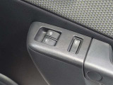 パワーウィンドウを装備しております!助手席ウィンドウの閉め忘れも運転席で解決できます♪