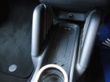 純正ナビ・360&deg;カメラ・Carplay・HUD・ミラーETC・革巻きH・ワイヤレス充電・純正17AW・アダプティブクルーズ・BSM・充電コード・走行3,674km