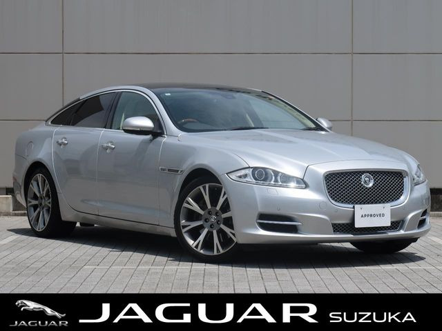 XJ XJ 3.0 プレミアムラグジュアリー