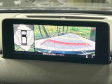 【360&deg;ビューモニター】専用のカメラにより、上から見下ろしたような視点で360度クルマの周囲を確認することができます☆死角部分も確認しやすく、狭い場所での切り返しや駐車もスムーズに行えます。