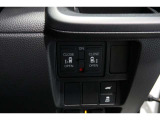 ◆◆両側電動スライドドア!!荷物で手が塞がる時など簡単にドアの開閉が出来ます!何より力いらずで開閉OK!女性やお年寄りにも優しい♪電動機能はOFFにもできますから元気なお子様の駆け出しも安心!