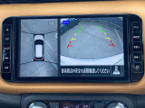 アラウンドビューモニターです☆車の前後左右にカメラがついており駐車時には上から車を見たような画面が見れますので、4方向の状況を確認することができる便利な機能です☆