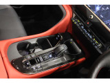 【トランスミッション】CVT(無段変速車)【駆動方式】フルタイム4WD