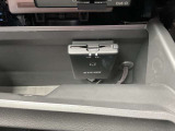 ナビ連動ETC2.0車載器付きです。納車の当日からご利用いただけます。◎掲載後すぐに販売が決まってしまう場合もございますのでご来店前にお電話でご予約を頂ければ幸いです。