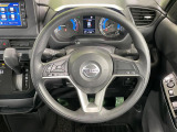 【ステアリングスイッチ】運転中、前方から目線をそらすことなく、オーディオ等の操作が可能な便利機能!安心&快適なドライブを演出してくれます♪