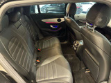 車両は屋内展示しておりますので天候に関係なくごゆっくりコンディションご確認頂けます。車両を倉庫へ保管している場合が御座いますのでご来店前に在庫確認頂けると幸いです。TEL072-784-8800