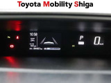 メ-タ-は明るく見やすいデジタルメ-タ-を採用しています!ダッシュボ-ド中央に配置されていますので視認性にも優れています。